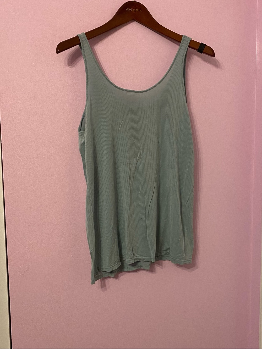 Tommy John Women’s green Rib Lounge Tank Size small